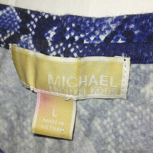 Nearly New MICHAEL KORS beautiful Python print MK studded Short Sleeve T… - Picture 6 of 10